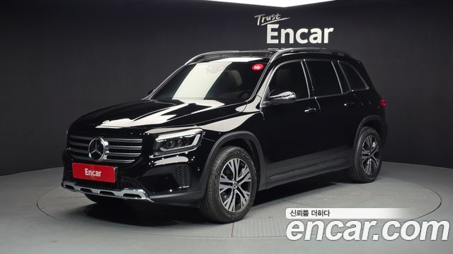 Mercedes-Benz GLB-Class 2024