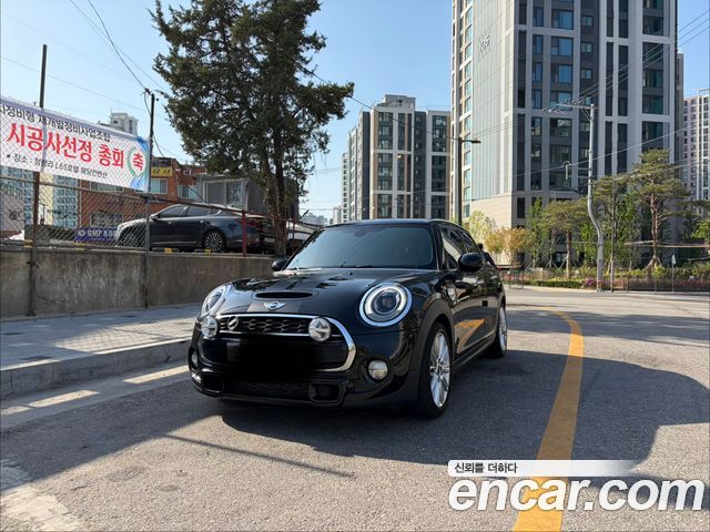 MINI Cooper 2017