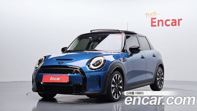 MINI Cooper 2021