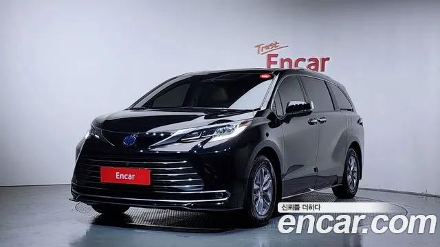 Toyota Sienna 2024
