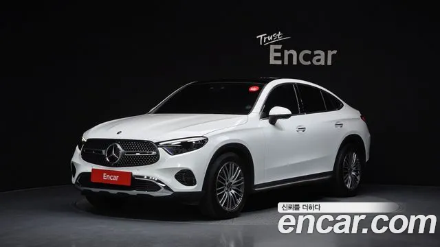 Mercedes-Benz GLC-Class 2025