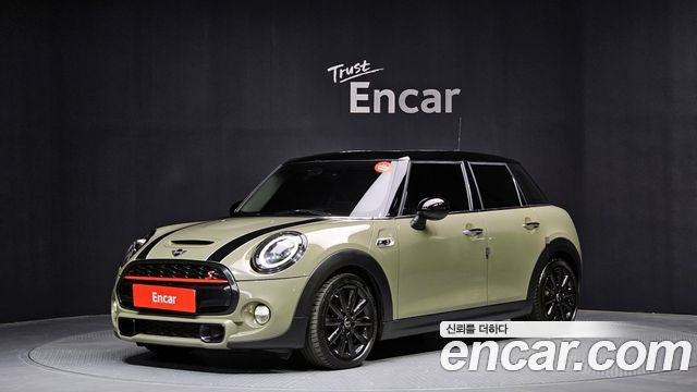 MINI Cooper 2019