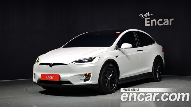 Tesla Model X 2019