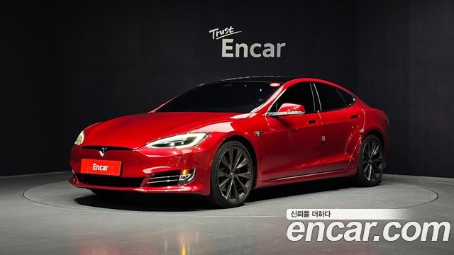 Tesla Model S 2019