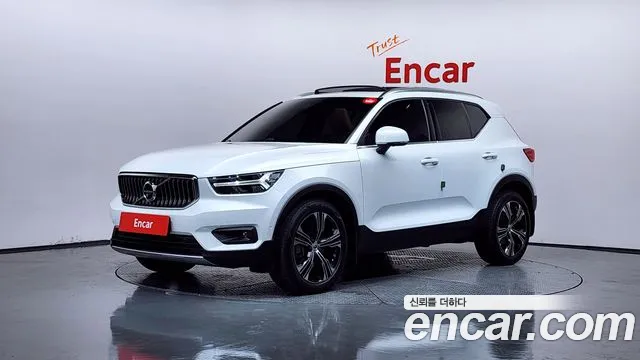 Volvo XC40 2022