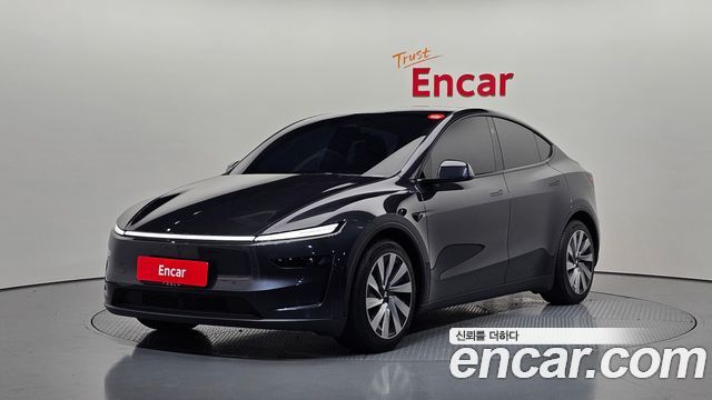 Tesla Model Y 2025