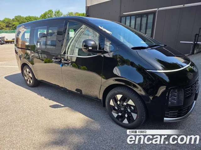 Hyundai Staria 2026
