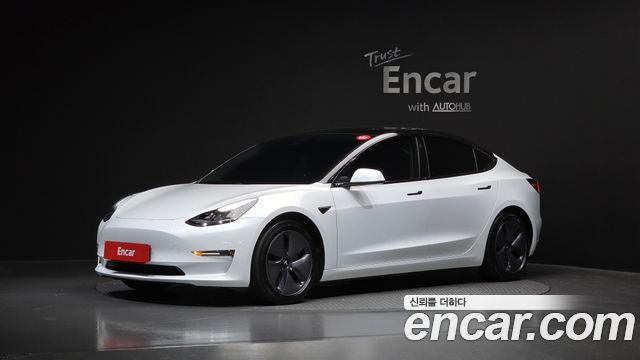 Tesla Model 3 2020