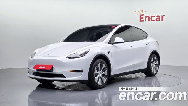 Tesla Model Y 2021