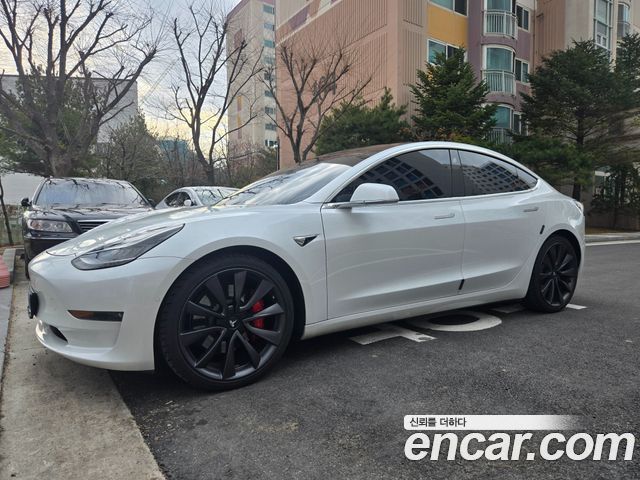 Tesla Model 3 2020
