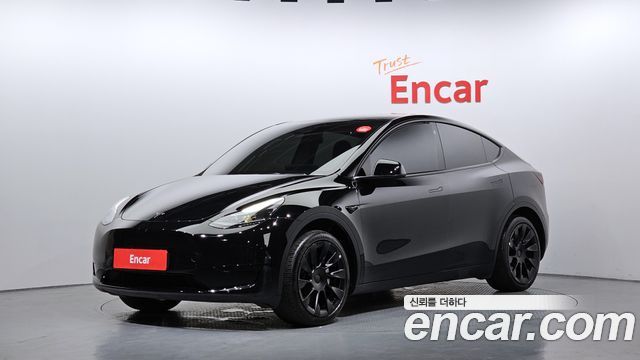 Tesla Model Y 2023