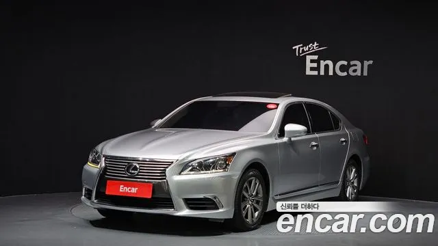 Lexus LS 2014