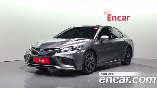 Toyota Camry 2024