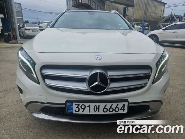 Mercedes-Benz GLA-Class 2014