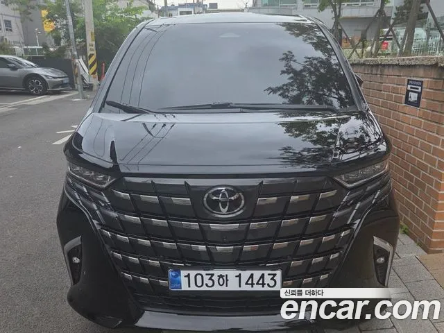 Toyota Alphard 2025