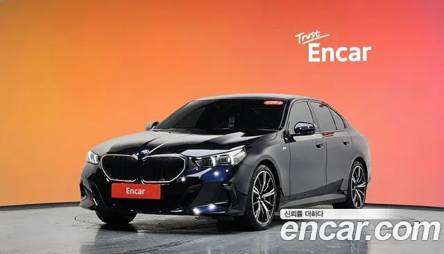 BMW 5-Series 2025