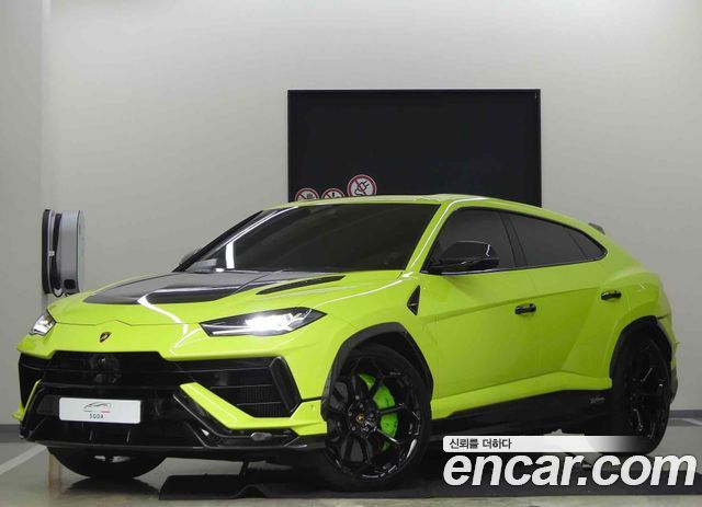 Lamborghini Urus 2024
