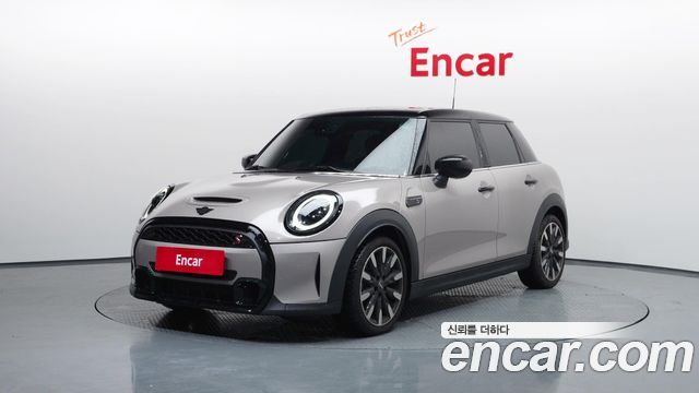 MINI Cooper 2021