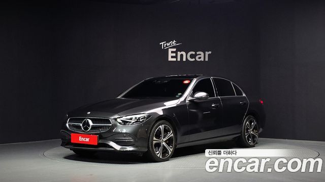 Mercedes-Benz C-Class 2023