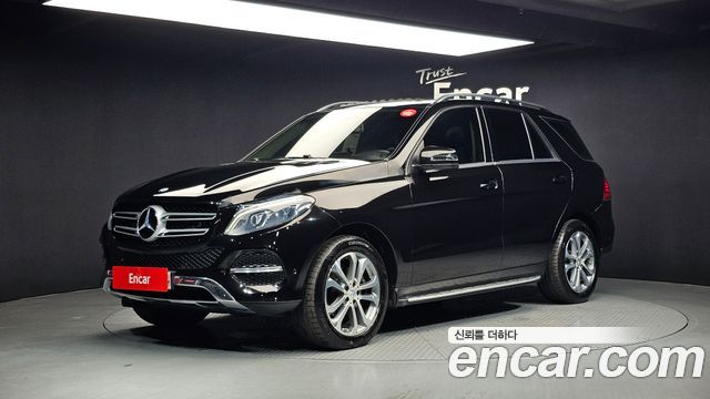 Mercedes-Benz GLE-Class 2016