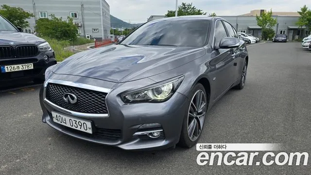 Infiniti Q50 2016