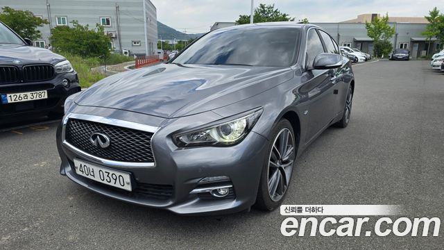 Infiniti Q50 2016
