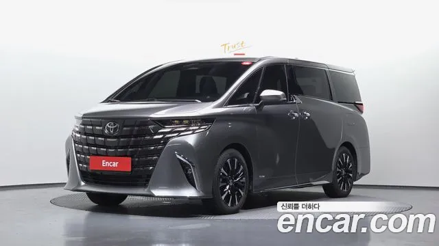 Toyota Alphard 2025