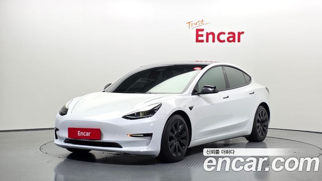 Tesla Model 3 2022