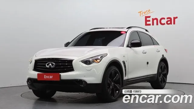 Infiniti QX70 2015