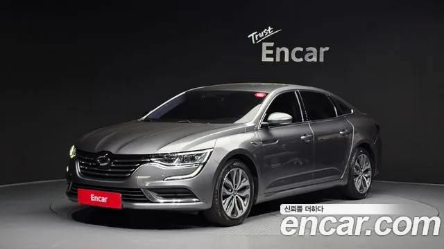 Renault SM6 2016