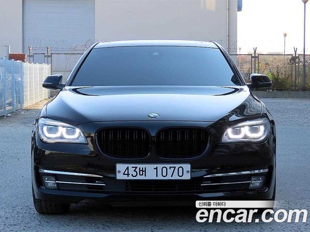 BMW 7-Series 2014