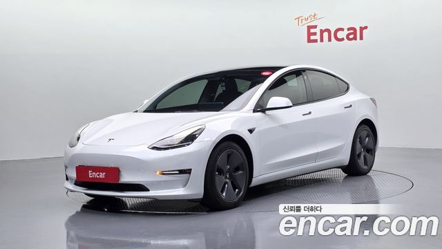 Tesla Model 3 2022
