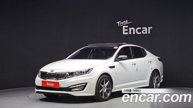 Kia K5 2011