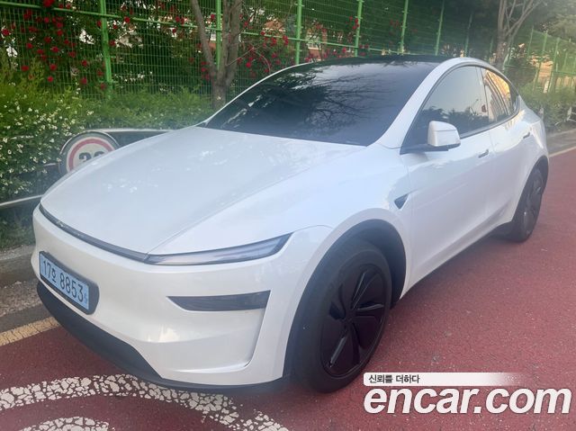 Tesla Model Y 2026
