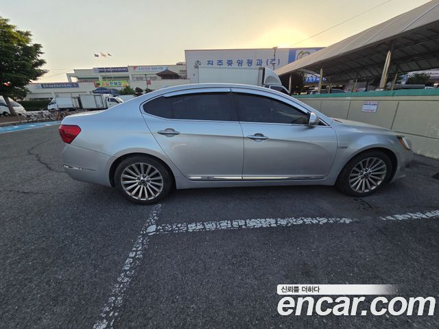 Kia K7 2010