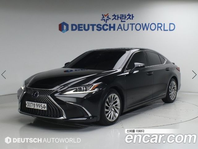 Lexus ES 2019