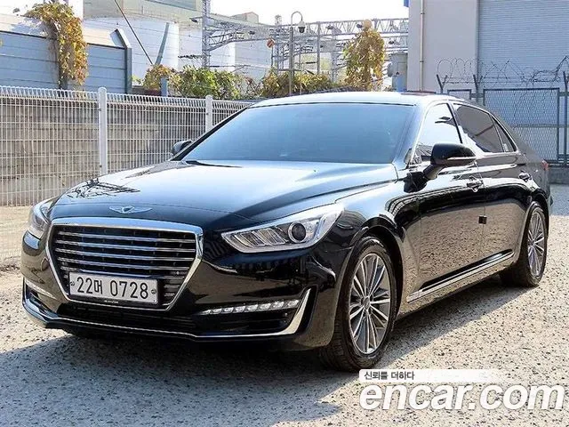 Genesis EQ900 2016