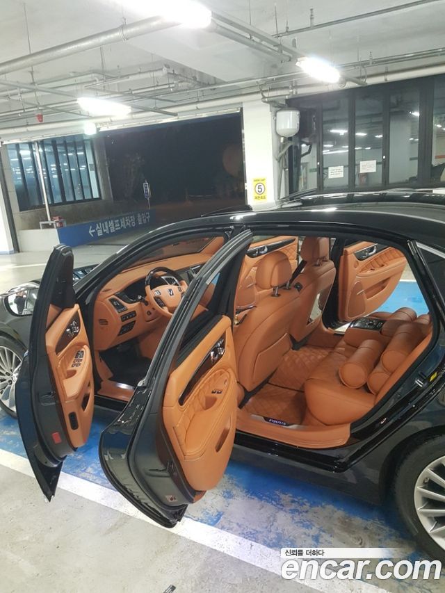 Hyundai Equus 2010