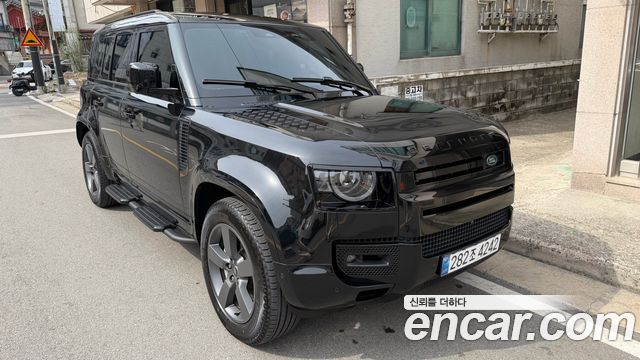Land Rover Defender 2025