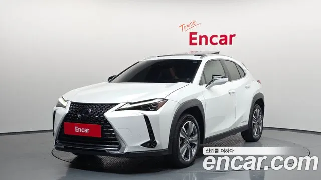 Lexus UX 2022
