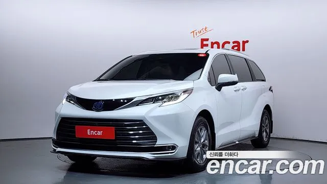Toyota Sienna 2024