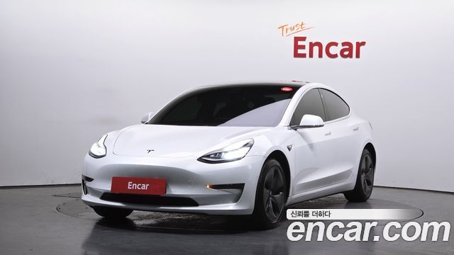 Tesla Model 3 2020