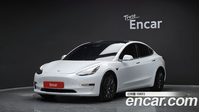 Tesla Model 3 2020