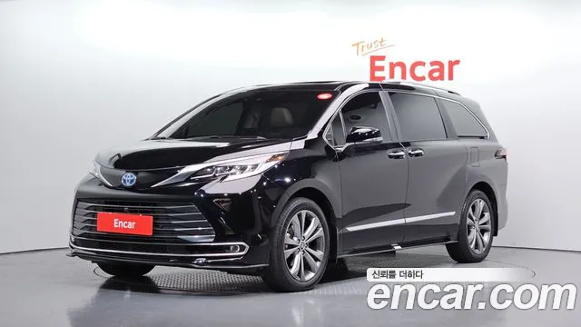 Toyota Sienna 2024