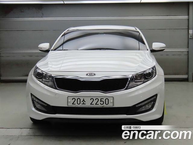 Kia K5 2011