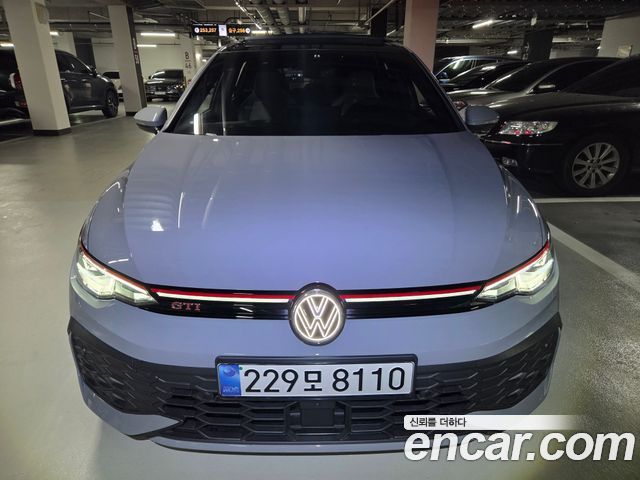 Volkswagen Golf 2025