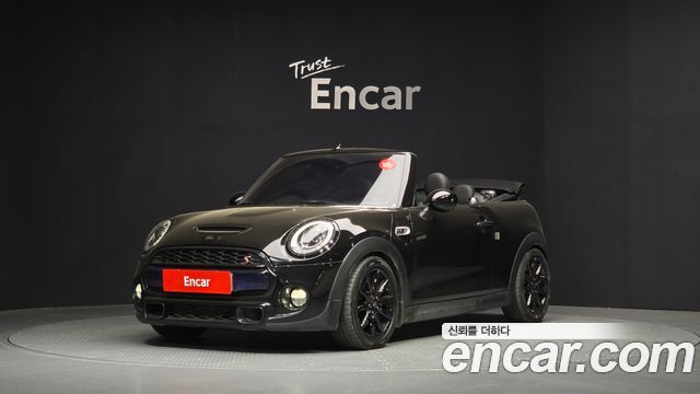 MINI Cooper Convertible 2016