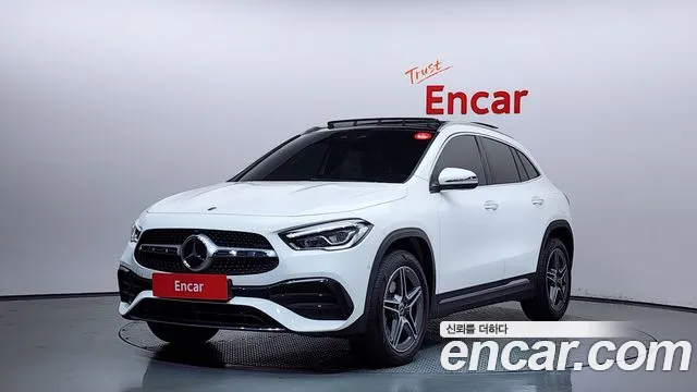 Mercedes-Benz GLA-Class 2023