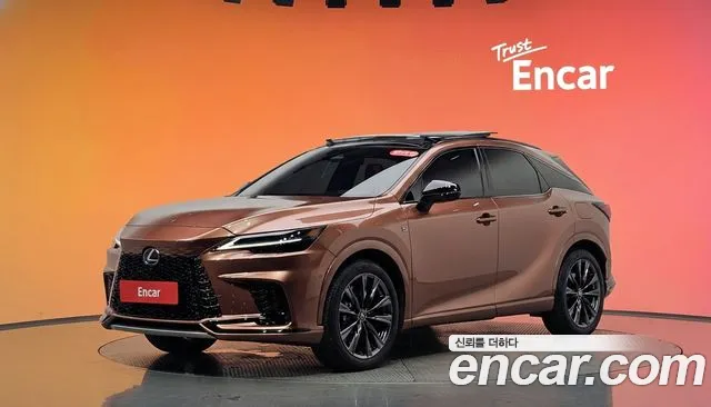 Lexus RX 2024