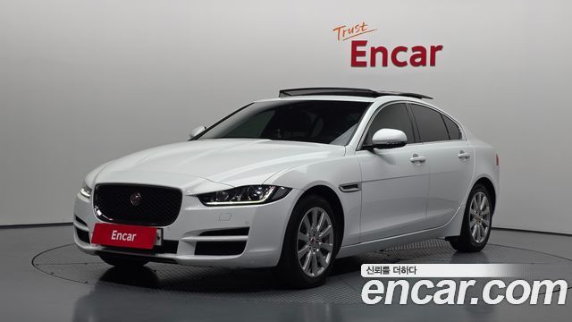 Jaguar XE 2017